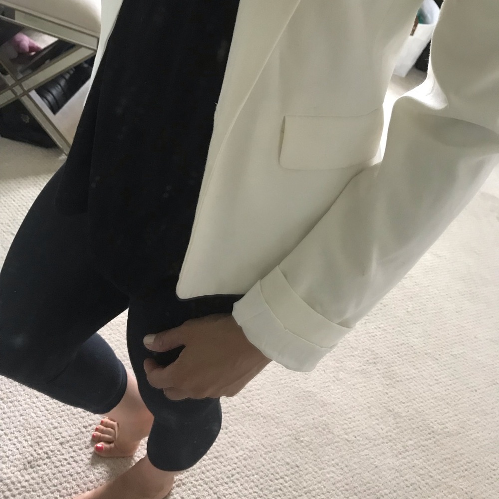 Stylist while blazer - Picture 2 of 6